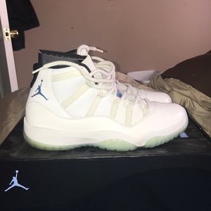 Men’s Legend Blue 11s